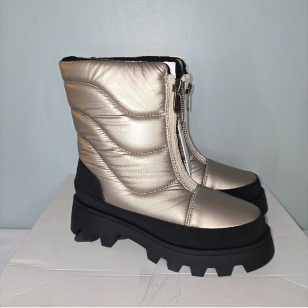 Cougar Women's Savvy Zip Up Gold and Black Winter Boots